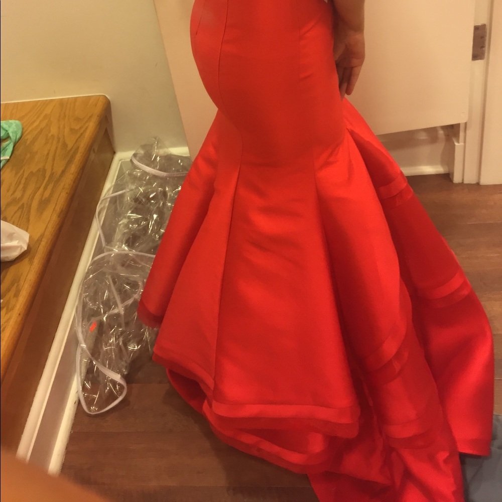 Red Jovani strapless mermaid prom dress - Picture 2 of 3